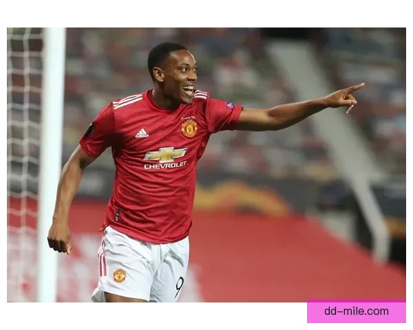 奥马里福森合同到期离开曼联青训前锋告别特拉福德未来动向引关注