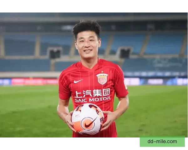 武磊荣膺中超历史本土最佳射手成就中国足球新高峰